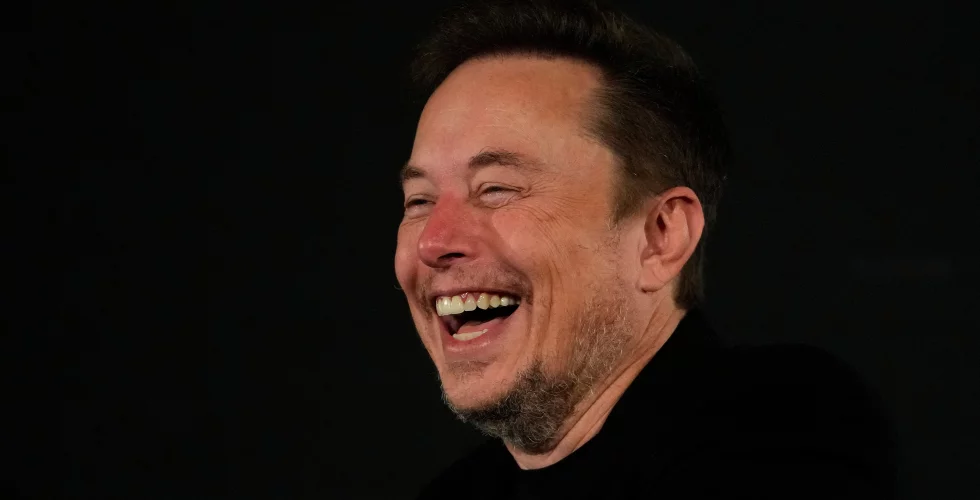 Teslas robottaxi kan snart finnas på vägarna enligt Elon Musk
