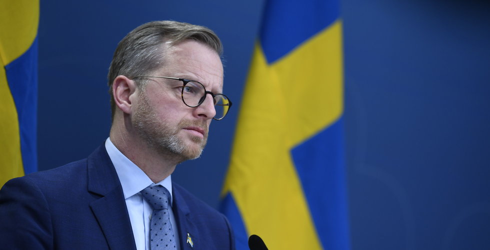 Stödpaket på 14 miljarder mot höjda el- och drivmedelspriser