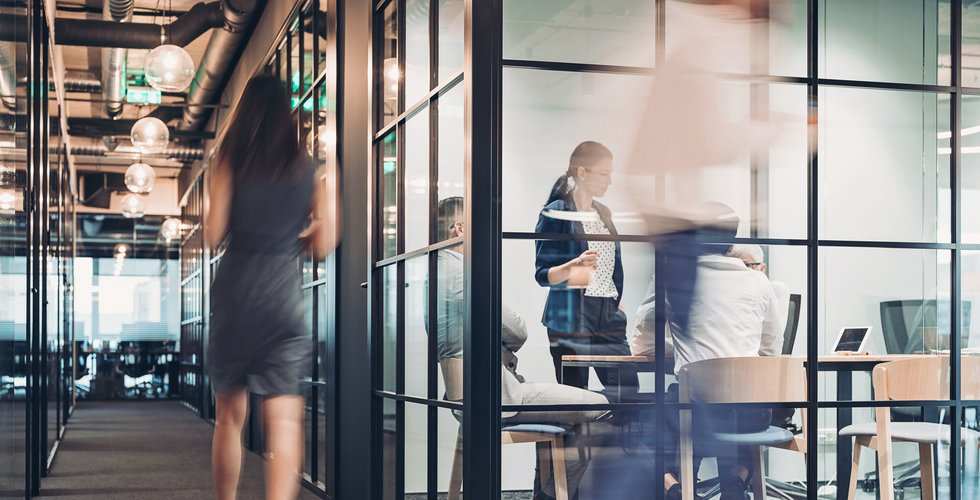 Kostnadsbesparingar det nya heta – nu vänder trenden på tech-scenen