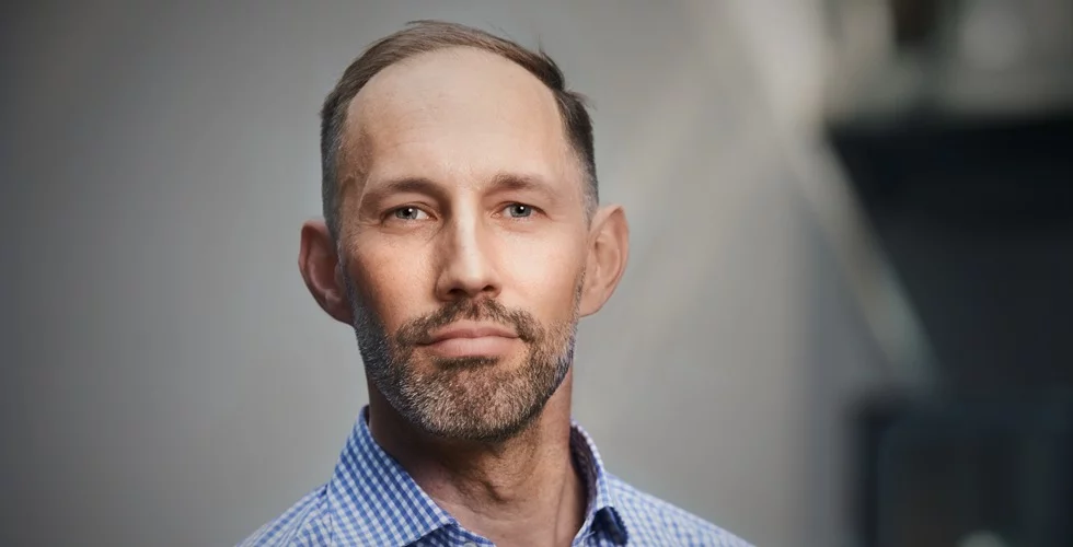 Grundaren säljer majoritet av Bryntum – ska boosta tillväxten: “Personkemin var rätt”