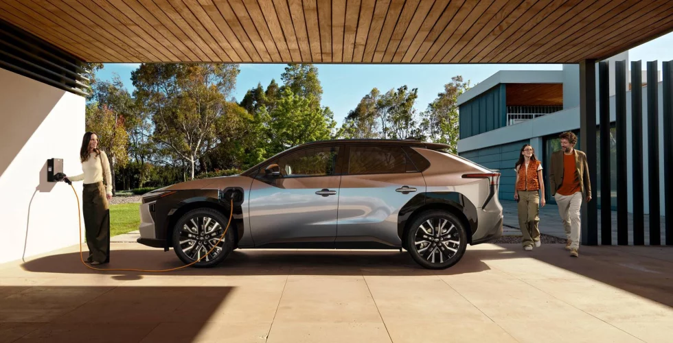 Efter intensiva utvecklingsarbetet – så blir nya Toyota bZ4X