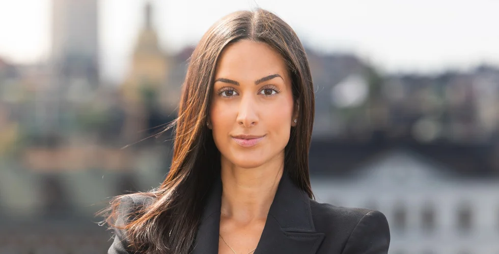 Tara Abdi ska lägga krokben för finansskurkarna: “Marknaden värd 300 miljarder euro”