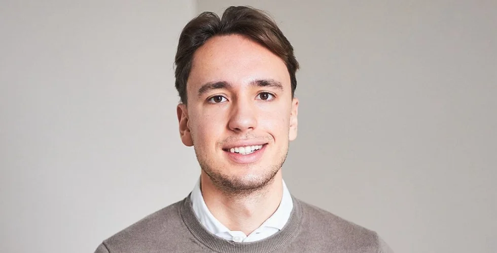 Founders House-grundaren Elis Hodzic slutar som VC – går till het AI-startup