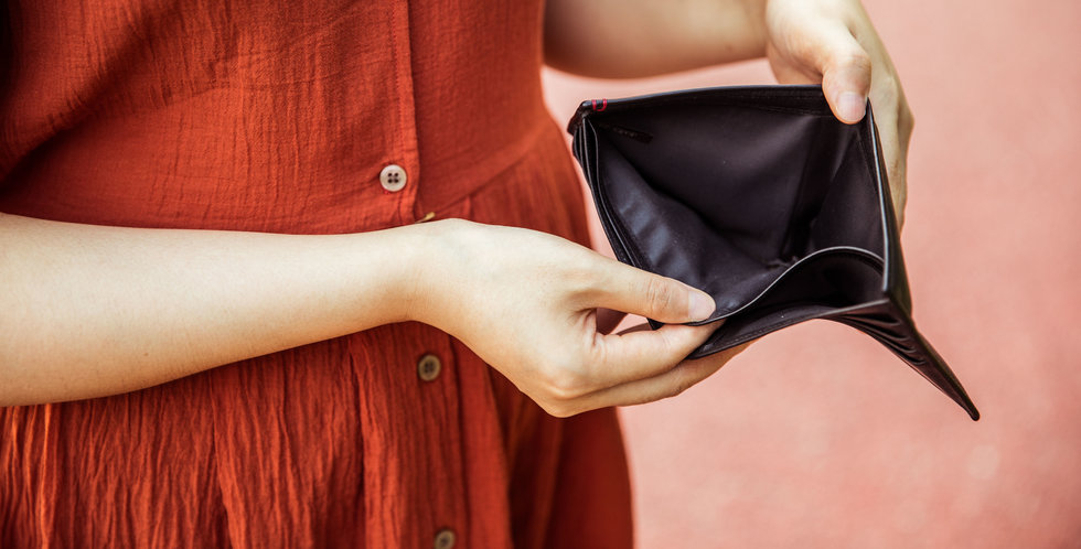Sova är det senaste offret i butiksdöden – de anställda får ingen lön