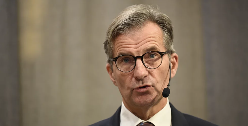 Riksbanken sänker styrräntan