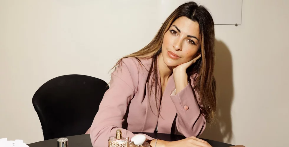 Backades av Martin Lorentzon – Tara Derakhshans doftbolag Sniph står fortfarande still