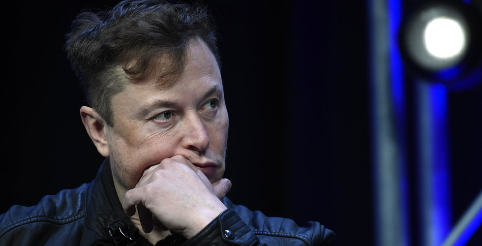 Problem med nödsamtalssystemet i Tesla-modeller – bilar återkallas i Tyskland