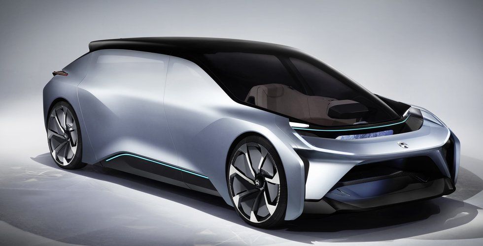 Nio stäms av investerare för vilseledande information