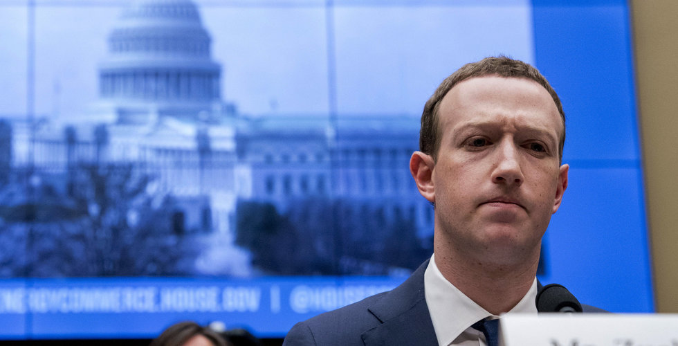 Facebook drar sig ur podd-industrin – efter bara ett år