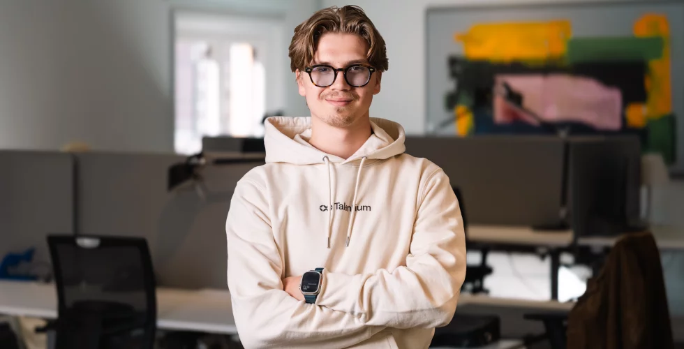 Talentium-grundaren Sebastian Hjärne trycker på startknappen – ska hjälp bolag med rekrytering (inom loppet av sekunder)