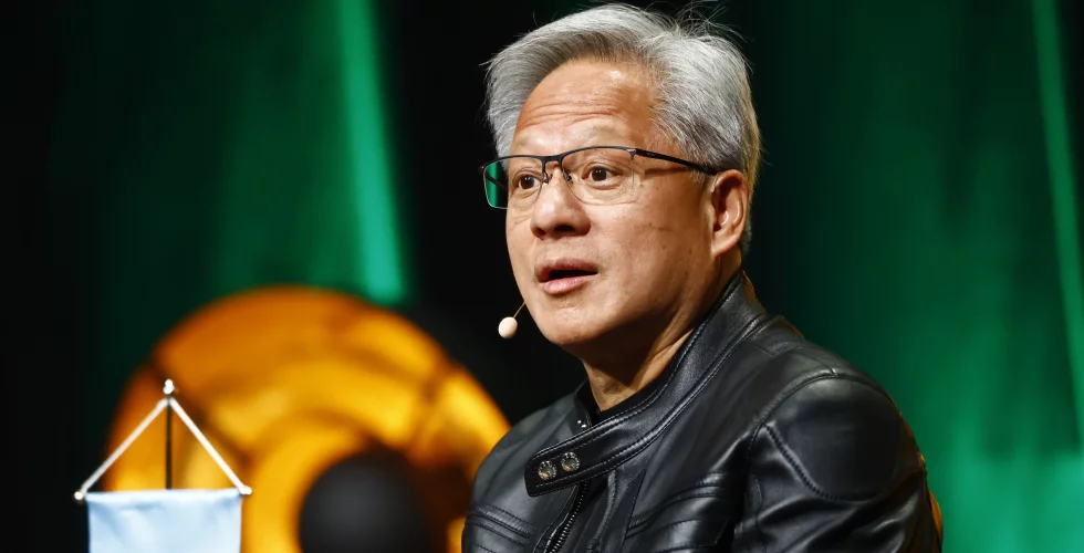 Nvidia-bossen Jensen Huang på snabbvisit – ska bygga superdator i Sverige