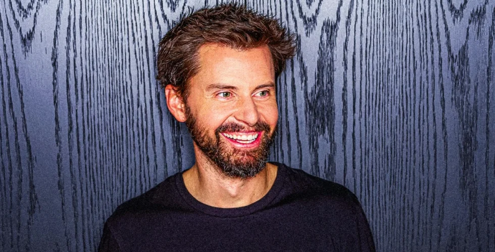 Hinges vd lämnar – drar igång ny dejtingapp (med AI)